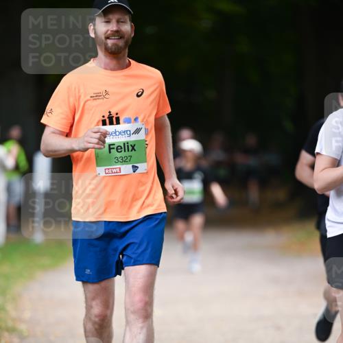 31.08.2025 - 21. Blankeneser Heldenlauf Dr. Thomas Lammeyer http://msf.ph/oto/8638490 31.08.2025 10:52:48 Laufen 10, 3327 meine-sportfotos.de