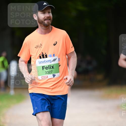 31.08.2025 - 21. Blankeneser Heldenlauf Dr. Thomas Lammeyer http://msf.ph/oto/8638494 31.08.2025 10:52:48 Laufen 3327, 50 meine-sportfotos.de