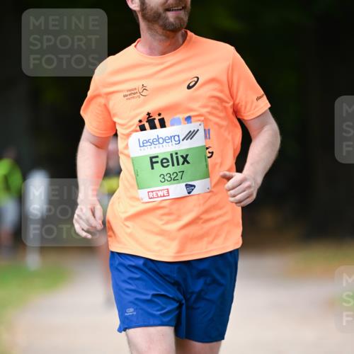 31.08.2025 - 21. Blankeneser Heldenlauf Dr. Thomas Lammeyer http://msf.ph/oto/8638499 31.08.2025 10:52:49 Laufen 3327 meine-sportfotos.de