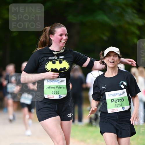 31.08.2025 - 21. Blankeneser Heldenlauf Dr. Thomas Lammeyer http://msf.ph/oto/8638522 31.08.2025 10:52:55 Laufen 3535, 3534 meine-sportfotos.de