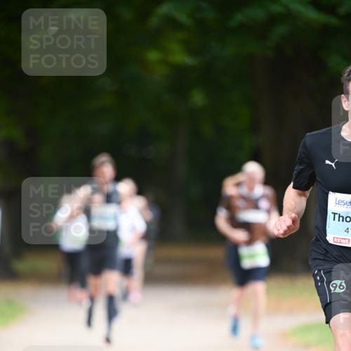 31.08.2025 - 21. Blankeneser Heldenlauf Dr. Thomas Lammeyer http://msf.ph/oto/8638548 31.08.2025 10:53:02 Laufen 41, 96 meine-sportfotos.de