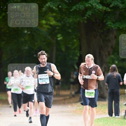 31.08.2025 - 21. Blankeneser Heldenlauf Dr. Thomas Lammeyer http://msf.ph/oto/8638552 31.08.2025 10:53:04 Laufen 4349, 3279 meine-sportfotos.de