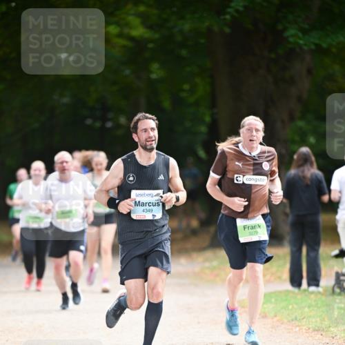 31.08.2025 - 21. Blankeneser Heldenlauf Dr. Thomas Lammeyer http://msf.ph/oto/8638556 31.08.2025 10:53:04 Laufen 4349, 3279 meine-sportfotos.de