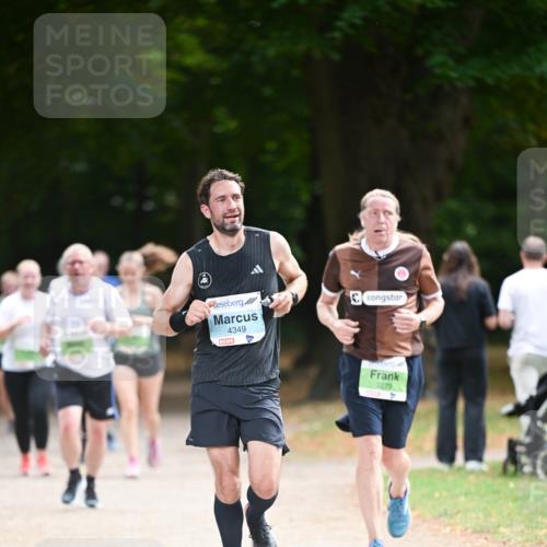 31.08.2025 - 21. Blankeneser Heldenlauf Dr. Thomas Lammeyer http://msf.ph/oto/8638559 31.08.2025 10:53:05 Laufen 4349, 3279 meine-sportfotos.de