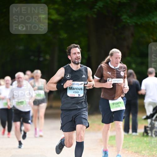 31.08.2025 - 21. Blankeneser Heldenlauf Dr. Thomas Lammeyer http://msf.ph/oto/8638561 31.08.2025 10:53:05 Laufen 4349, 3279, 50 meine-sportfotos.de