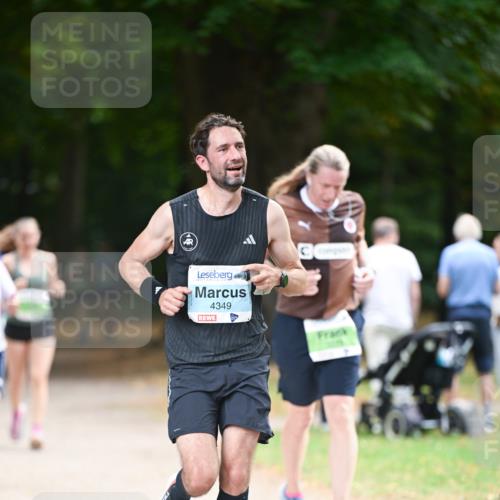 31.08.2025 - 21. Blankeneser Heldenlauf Dr. Thomas Lammeyer http://msf.ph/oto/8638567 31.08.2025 10:53:06 Laufen 4349 meine-sportfotos.de