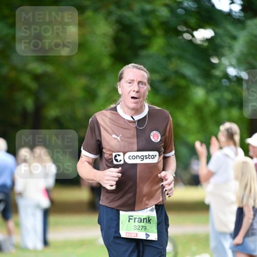 31.08.2025 - 21. Blankeneser Heldenlauf Dr. Thomas Lammeyer http://msf.ph/oto/8638578 31.08.2025 10:53:09 Laufen 3279 meine-sportfotos.de