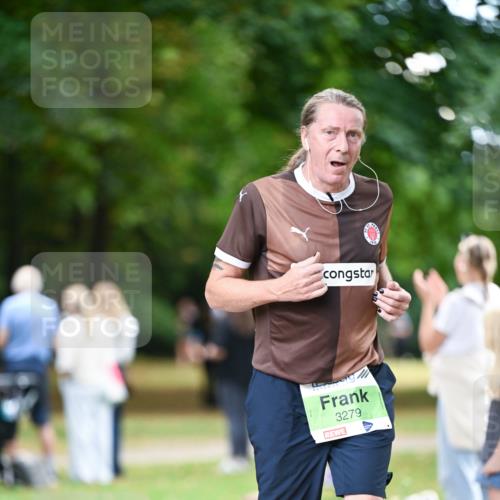 31.08.2025 - 21. Blankeneser Heldenlauf Dr. Thomas Lammeyer http://msf.ph/oto/8638579 31.08.2025 10:53:09 Laufen 3279 meine-sportfotos.de