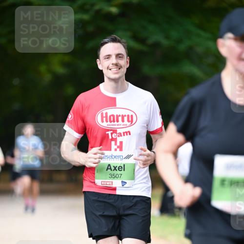 31.08.2025 - 21. Blankeneser Heldenlauf Dr. Thomas Lammeyer http://msf.ph/oto/8638634 31.08.2025 10:53:23 Laufen 1688, 3507 meine-sportfotos.de