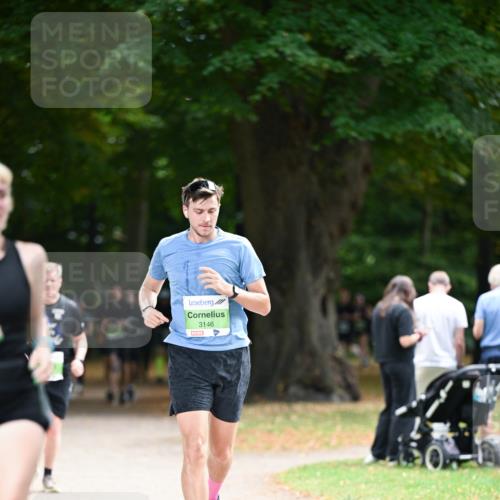 31.08.2025 - 21. Blankeneser Heldenlauf Dr. Thomas Lammeyer http://msf.ph/oto/8638642 31.08.2025 10:53:29 Laufen 3146 meine-sportfotos.de