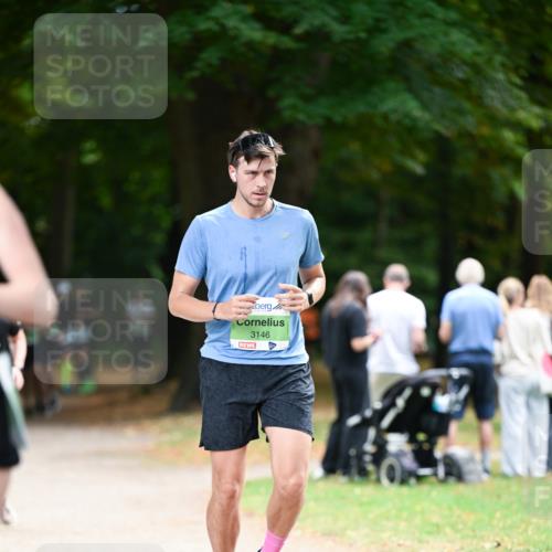 31.08.2025 - 21. Blankeneser Heldenlauf Dr. Thomas Lammeyer http://msf.ph/oto/8638650 31.08.2025 10:53:30 Laufen 3146 meine-sportfotos.de