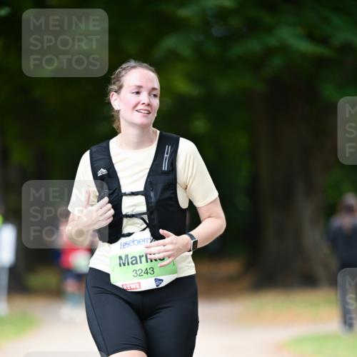 31.08.2025 - 21. Blankeneser Heldenlauf Dr. Thomas Lammeyer http://msf.ph/oto/8638660 31.08.2025 10:53:32 Laufen 3243 meine-sportfotos.de