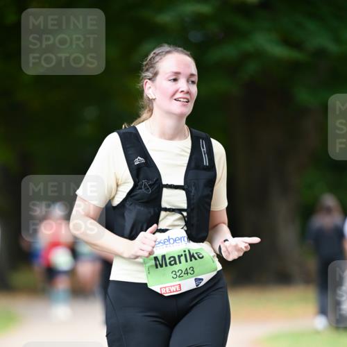31.08.2025 - 21. Blankeneser Heldenlauf Dr. Thomas Lammeyer http://msf.ph/oto/8638663 31.08.2025 10:53:33 Laufen 4, 3243 meine-sportfotos.de