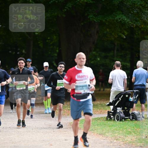 31.08.2025 - 21. Blankeneser Heldenlauf Dr. Thomas Lammeyer http://msf.ph/oto/8638688 31.08.2025 10:53:38 Laufen 3533 meine-sportfotos.de