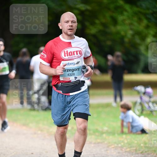 31.08.2025 - 21. Blankeneser Heldenlauf Dr. Thomas Lammeyer http://msf.ph/oto/8638699 31.08.2025 10:53:40 Laufen 1688, 4328 meine-sportfotos.de
