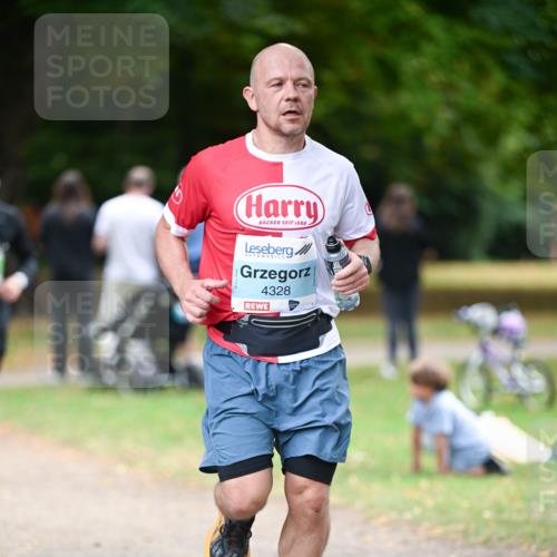 31.08.2025 - 21. Blankeneser Heldenlauf Dr. Thomas Lammeyer http://msf.ph/oto/8638701 31.08.2025 10:53:41 Laufen 1688, 4328 meine-sportfotos.de