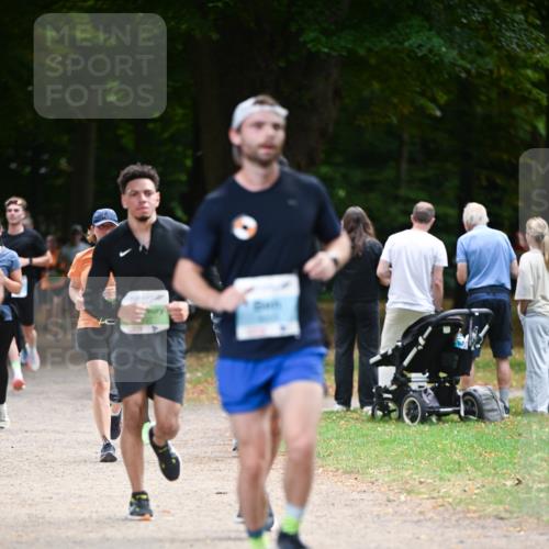 31.08.2025 - 21. Blankeneser Heldenlauf Dr. Thomas Lammeyer http://msf.ph/oto/8638704 31.08.2025 10:53:41 Laufen 31 meine-sportfotos.de