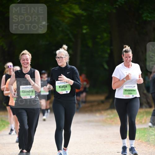 31.08.2025 - 21. Blankeneser Heldenlauf Dr. Thomas Lammeyer http://msf.ph/oto/8638766 31.08.2025 10:53:55 Laufen 3348, 3343, 3094, 4444 meine-sportfotos.de