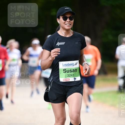 31.08.2025 - 21. Blankeneser Heldenlauf Dr. Thomas Lammeyer http://msf.ph/oto/8638816 31.08.2025 10:54:06 Laufen 3241 meine-sportfotos.de