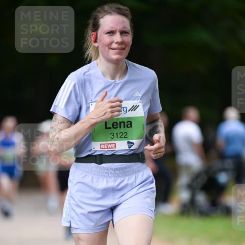 31.08.2025 - 21. Blankeneser Heldenlauf Dr. Thomas Lammeyer http://msf.ph/oto/8638852 31.08.2025 10:54:14 Laufen 3122 meine-sportfotos.de