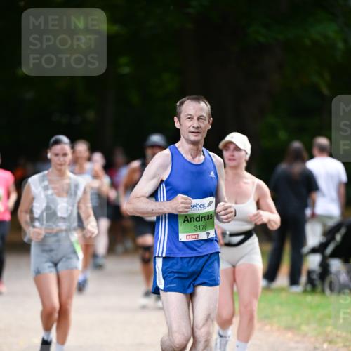 31.08.2025 - 21. Blankeneser Heldenlauf Dr. Thomas Lammeyer http://msf.ph/oto/8638873 31.08.2025 10:54:21 Laufen 3178 meine-sportfotos.de