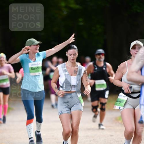 31.08.2025 - 21. Blankeneser Heldenlauf Dr. Thomas Lammeyer http://msf.ph/oto/8638881 31.08.2025 10:54:22 Laufen 3904, 3717 meine-sportfotos.de