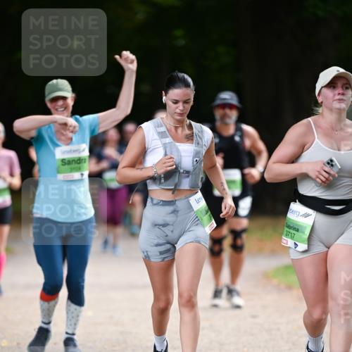 31.08.2025 - 21. Blankeneser Heldenlauf Dr. Thomas Lammeyer http://msf.ph/oto/8638885 31.08.2025 10:54:23 Laufen 3724, 3717 meine-sportfotos.de