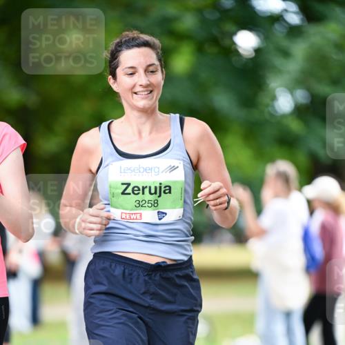 31.08.2025 - 21. Blankeneser Heldenlauf Dr. Thomas Lammeyer http://msf.ph/oto/8638911 31.08.2025 10:54:31 Laufen 3258 meine-sportfotos.de