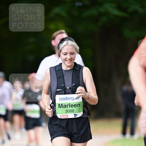 31.08.2025 - 21. Blankeneser Heldenlauf Dr. Thomas Lammeyer http://msf.ph/oto/8638929 31.08.2025 10:54:38 Laufen 3088 meine-sportfotos.de