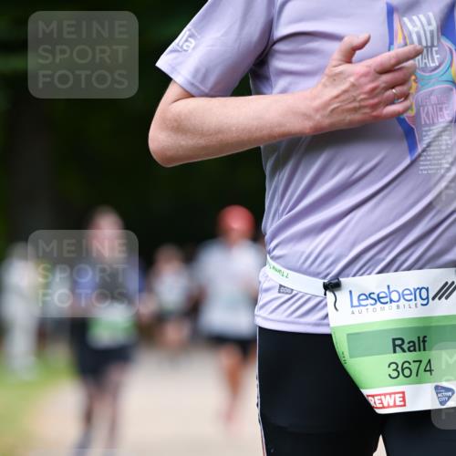 31.08.2025 - 21. Blankeneser Heldenlauf Dr. Thomas Lammeyer http://msf.ph/oto/8638955 31.08.2025 10:54:48 Laufen 3674 meine-sportfotos.de