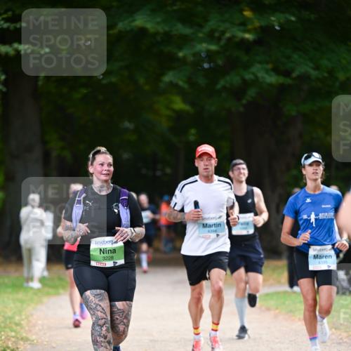 31.08.2025 - 21. Blankeneser Heldenlauf Dr. Thomas Lammeyer http://msf.ph/oto/8638961 31.08.2025 10:54:49 Laufen 3228, 4394, 4395 meine-sportfotos.de