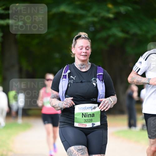 31.08.2025 - 21. Blankeneser Heldenlauf Dr. Thomas Lammeyer http://msf.ph/oto/8638976 31.08.2025 10:54:52 Laufen 3228 meine-sportfotos.de
