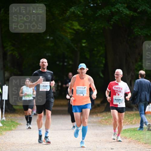 31.08.2025 - 21. Blankeneser Heldenlauf Dr. Thomas Lammeyer http://msf.ph/oto/8639023 31.08.2025 10:55:01 Laufen 4074, 4436, 4333 meine-sportfotos.de