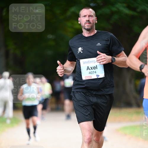 31.08.2025 - 21. Blankeneser Heldenlauf Dr. Thomas Lammeyer http://msf.ph/oto/8639042 31.08.2025 10:55:06 Laufen 4074 meine-sportfotos.de