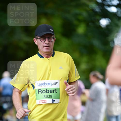 31.08.2025 - 21. Blankeneser Heldenlauf Dr. Thomas Lammeyer http://msf.ph/oto/8639159 31.08.2025 10:55:37 Laufen 3639 meine-sportfotos.de