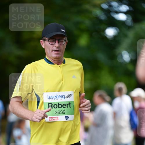 31.08.2025 - 21. Blankeneser Heldenlauf Dr. Thomas Lammeyer http://msf.ph/oto/8639160 31.08.2025 10:55:37 Laufen 3639 meine-sportfotos.de