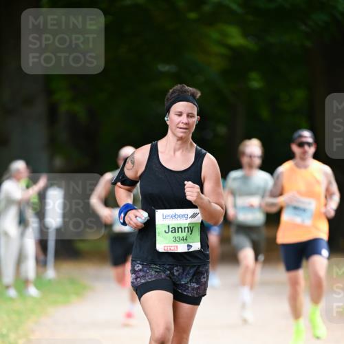 31.08.2025 - 21. Blankeneser Heldenlauf Dr. Thomas Lammeyer http://msf.ph/oto/8639204 31.08.2025 10:55:52 Laufen 3344 meine-sportfotos.de