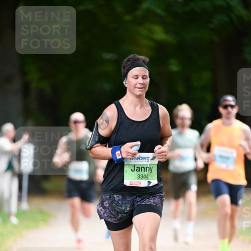 31.08.2025 - 21. Blankeneser Heldenlauf Dr. Thomas Lammeyer http://msf.ph/oto/8639207 31.08.2025 10:55:52 Laufen 3344 meine-sportfotos.de