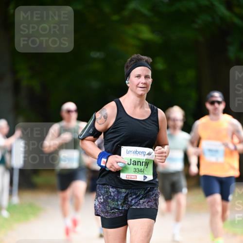 31.08.2025 - 21. Blankeneser Heldenlauf Dr. Thomas Lammeyer http://msf.ph/oto/8639208 31.08.2025 10:55:53 Laufen 3344 meine-sportfotos.de