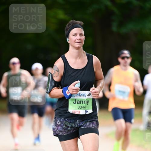 31.08.2025 - 21. Blankeneser Heldenlauf Dr. Thomas Lammeyer http://msf.ph/oto/8639212 31.08.2025 10:55:53 Laufen 3344 meine-sportfotos.de