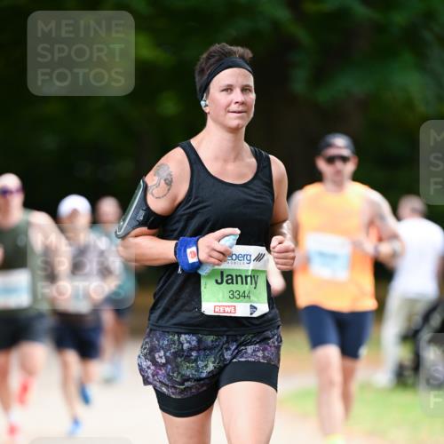 31.08.2025 - 21. Blankeneser Heldenlauf Dr. Thomas Lammeyer http://msf.ph/oto/8639213 31.08.2025 10:55:53 Laufen 3344 meine-sportfotos.de