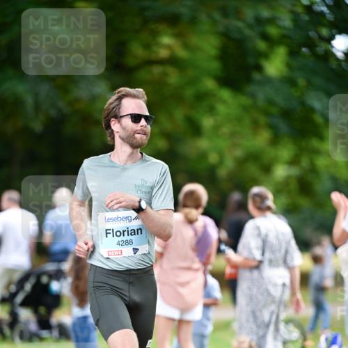 31.08.2025 - 21. Blankeneser Heldenlauf Dr. Thomas Lammeyer http://msf.ph/oto/8639226 31.08.2025 10:55:56 Laufen 4288 meine-sportfotos.de