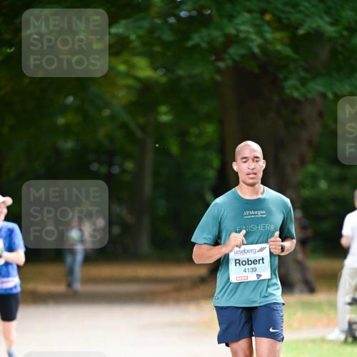 31.08.2025 - 21. Blankeneser Heldenlauf Dr. Thomas Lammeyer http://msf.ph/oto/8639233 31.08.2025 10:55:59 Laufen 4139 meine-sportfotos.de