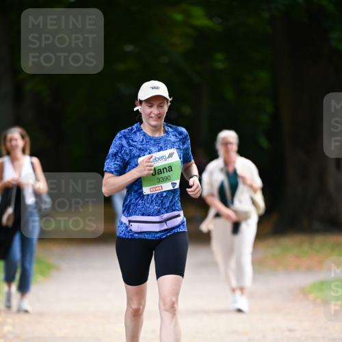 31.08.2025 - 21. Blankeneser Heldenlauf Dr. Thomas Lammeyer http://msf.ph/oto/8639241 31.08.2025 10:56:03 Laufen 3390 meine-sportfotos.de