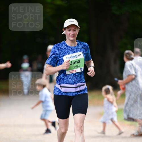 31.08.2025 - 21. Blankeneser Heldenlauf Dr. Thomas Lammeyer http://msf.ph/oto/8639247 31.08.2025 10:56:03 Laufen 3390 meine-sportfotos.de