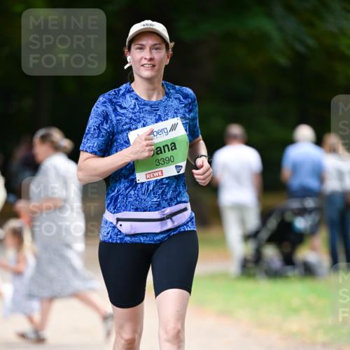 31.08.2025 - 21. Blankeneser Heldenlauf Dr. Thomas Lammeyer http://msf.ph/oto/8639252 31.08.2025 10:56:04 Laufen 3390 meine-sportfotos.de