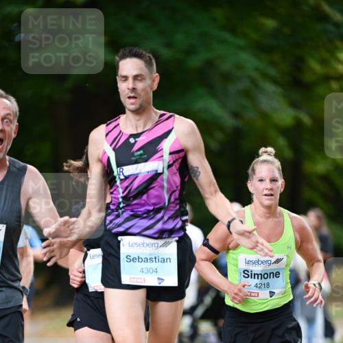 31.08.2025 - 21. Blankeneser Heldenlauf Dr. Thomas Lammeyer http://msf.ph/oto/8639282 31.08.2025 10:56:20 Laufen 4304, 4218 meine-sportfotos.de