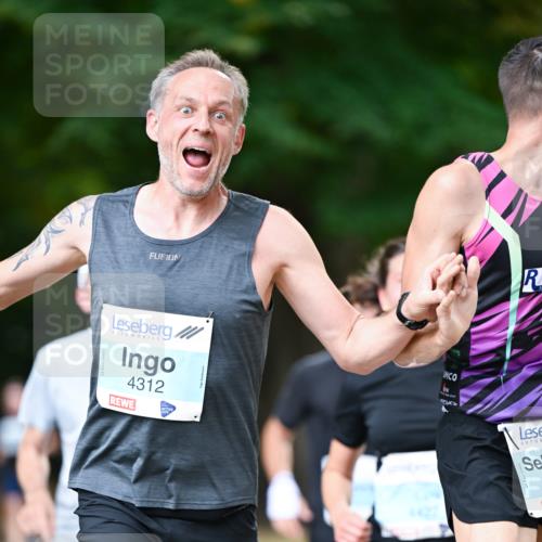 31.08.2025 - 21. Blankeneser Heldenlauf Dr. Thomas Lammeyer http://msf.ph/oto/8639285 31.08.2025 10:56:21 Laufen 4312 meine-sportfotos.de