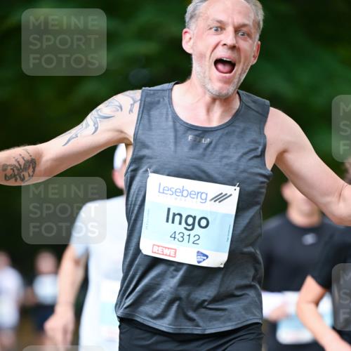 31.08.2025 - 21. Blankeneser Heldenlauf Dr. Thomas Lammeyer http://msf.ph/oto/8639288 31.08.2025 10:56:21 Laufen 4312 meine-sportfotos.de