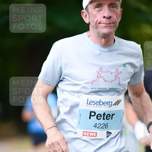31.08.2025 - 21. Blankeneser Heldenlauf Dr. Thomas Lammeyer http://msf.ph/oto/8639291 31.08.2025 10:56:23 Laufen 21, 1, 2023, 4226 meine-sportfotos.de